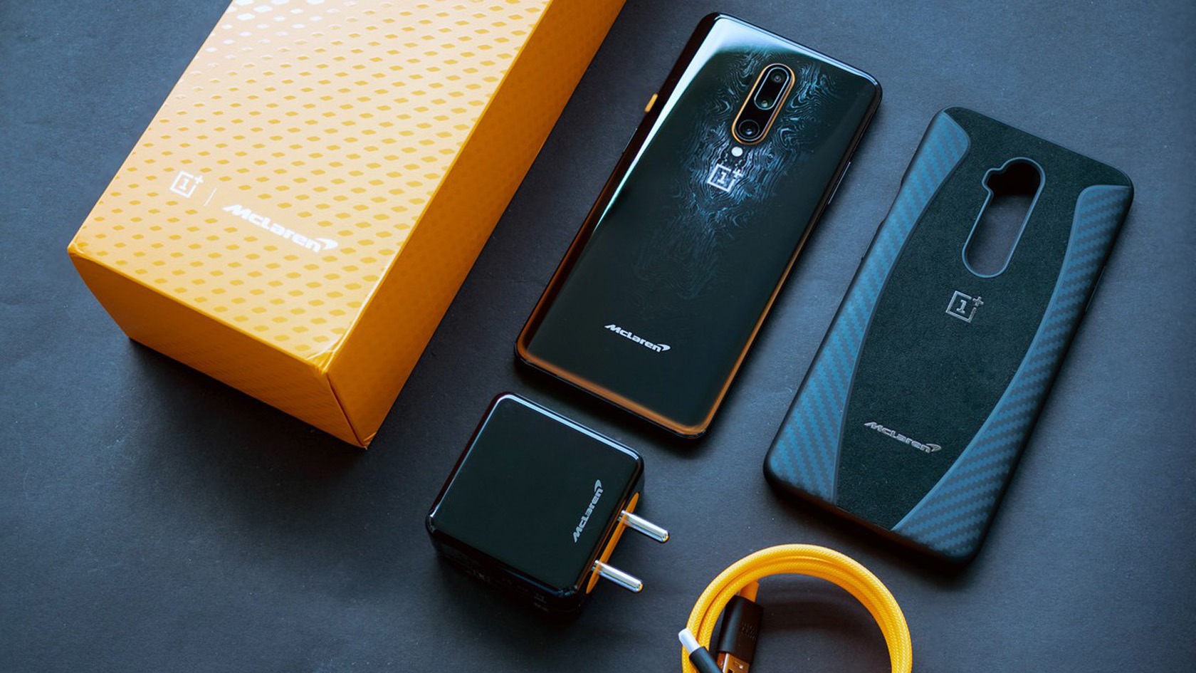 Первый взгляд на OnePlus 7T Pro McLaren Edition: легендарное наследие и  ленивое исполнение