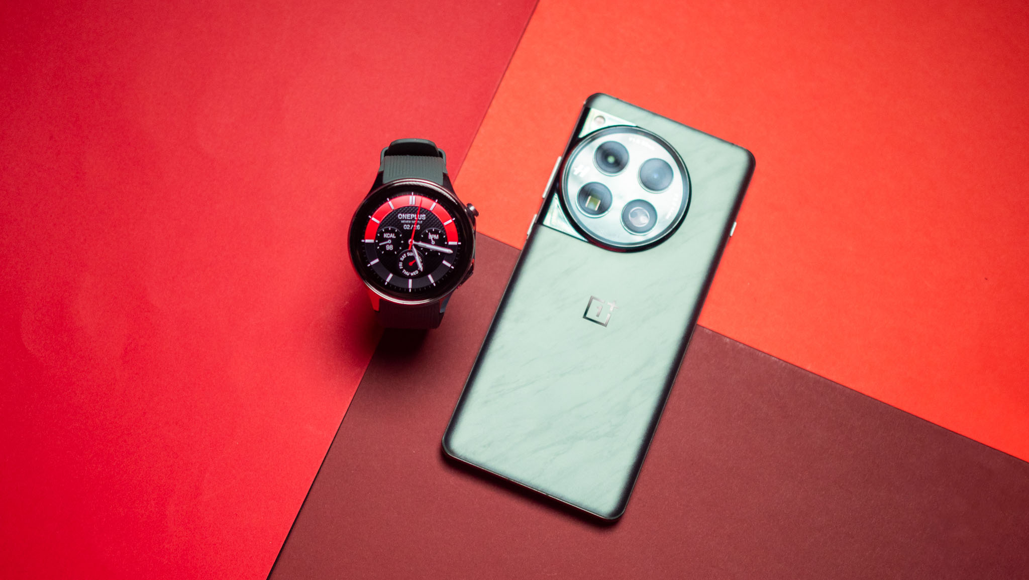 Два процессора и две прошивки в одних часах — полезно? Обзор OnePlus Watch 2