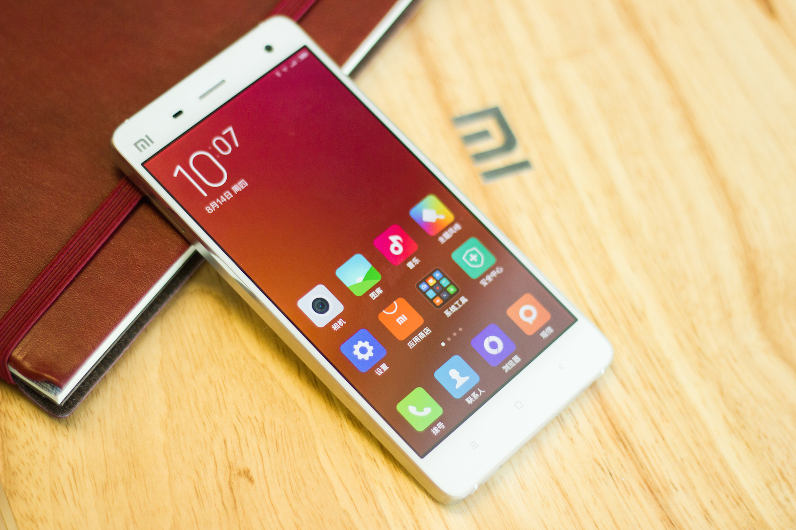 Новая прошивка MIUI 6 доступна для смартфонов Xiaomi Mi3 и Mi4