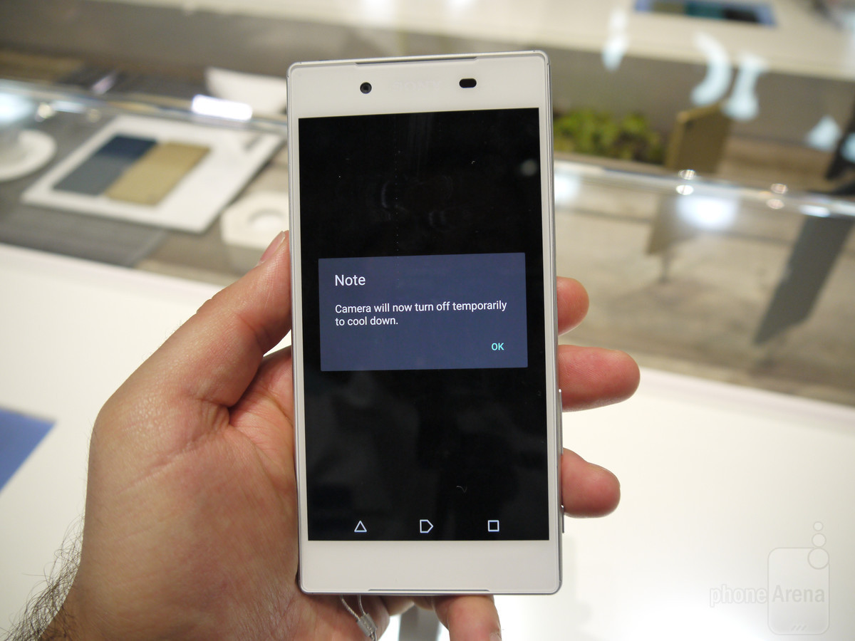 На IFA 2015 у Sony Xperia Z5 уже замечены проблемы с перегревом