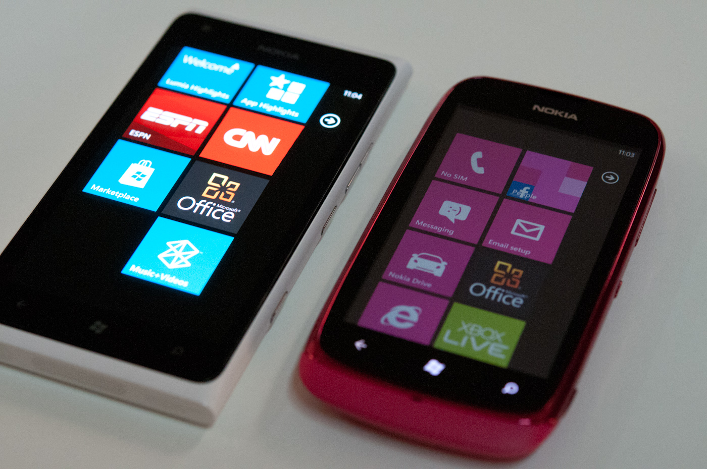 Nokia Lumia 900 и Nokia Lumia 610 уже продаются в Люксембурге